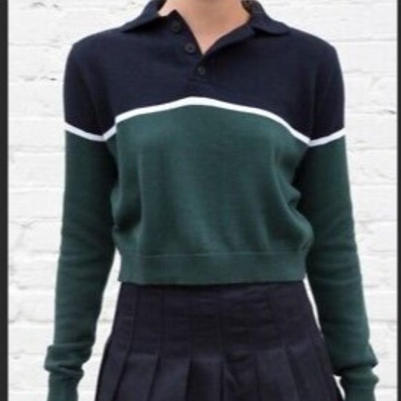Brandy Melville Navy and Green colorblock sweater - Picture 1 of 3